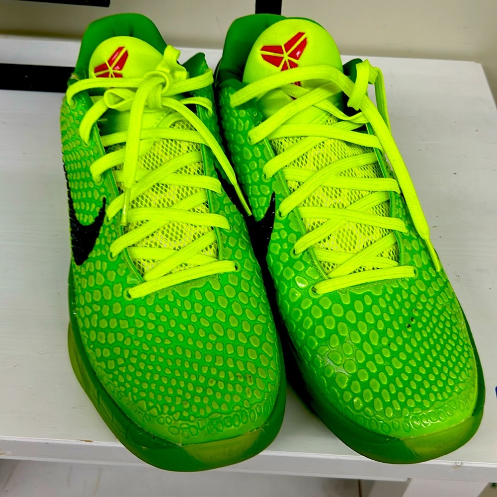 Nike Zoom Kobe 6 Protro "Grinch” - image 1